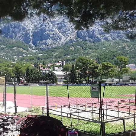 2 Bets With Balkon 50 M From Beach Apartment Makarska